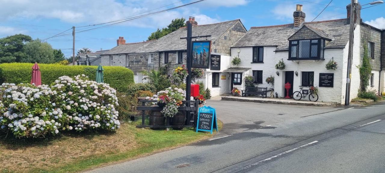 Cornish Arms Inn Port Isaac 2 Miles Pendoggett Екстериор снимка