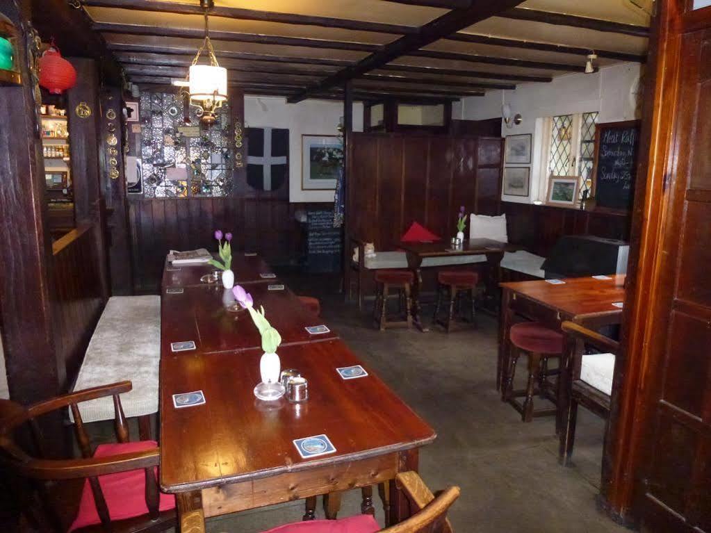 Cornish Arms Inn Port Isaac 2 Miles Pendoggett Екстериор снимка
